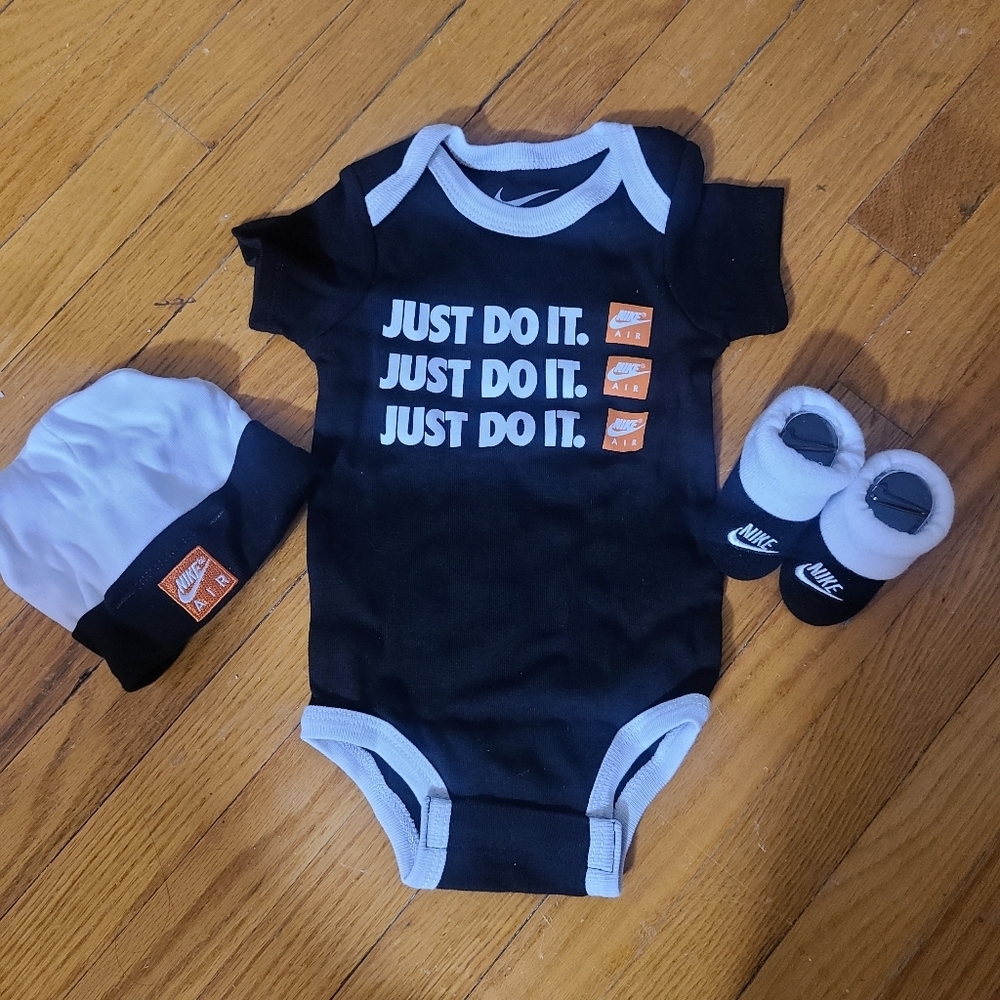 Nike® Size 0-6M 3-Piece Swoosh Bodysuit, Hat and Booties Set 